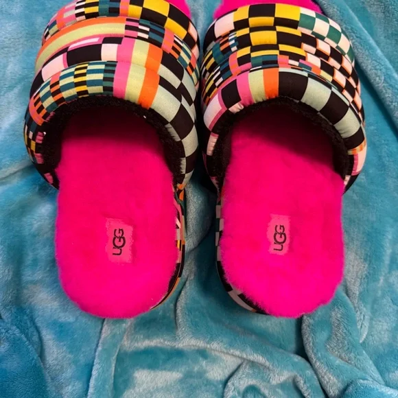 UGG W MAXI CHECKS SLUDE - Picture 7 of 7